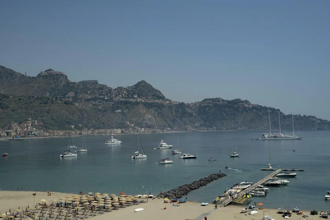 Hotel Panoramic Giardini-Naxos 4*,
