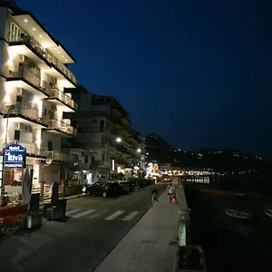 La Riva Giardini-Naxos